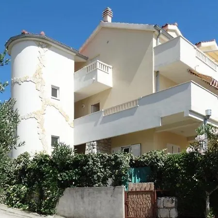 2 Bedroom Amazing In Апартаменти *