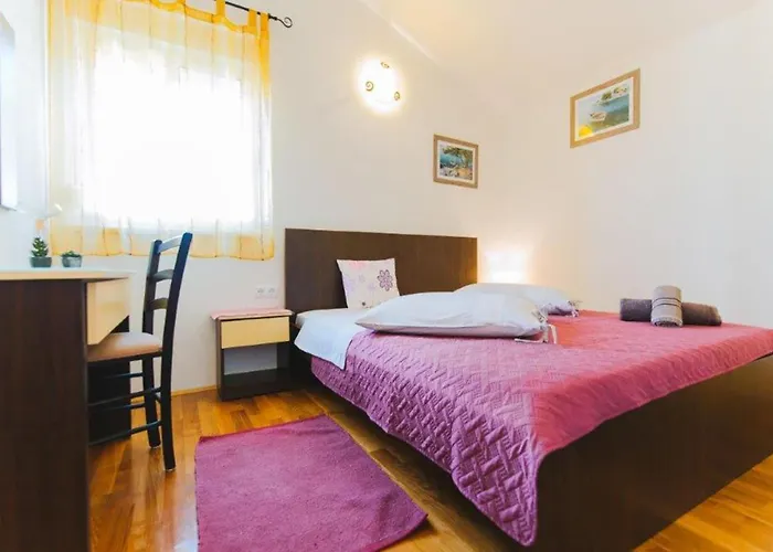 Lovely In With Wifi * Omis