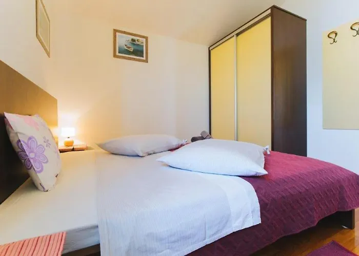 Lovely In With Wifi Omis